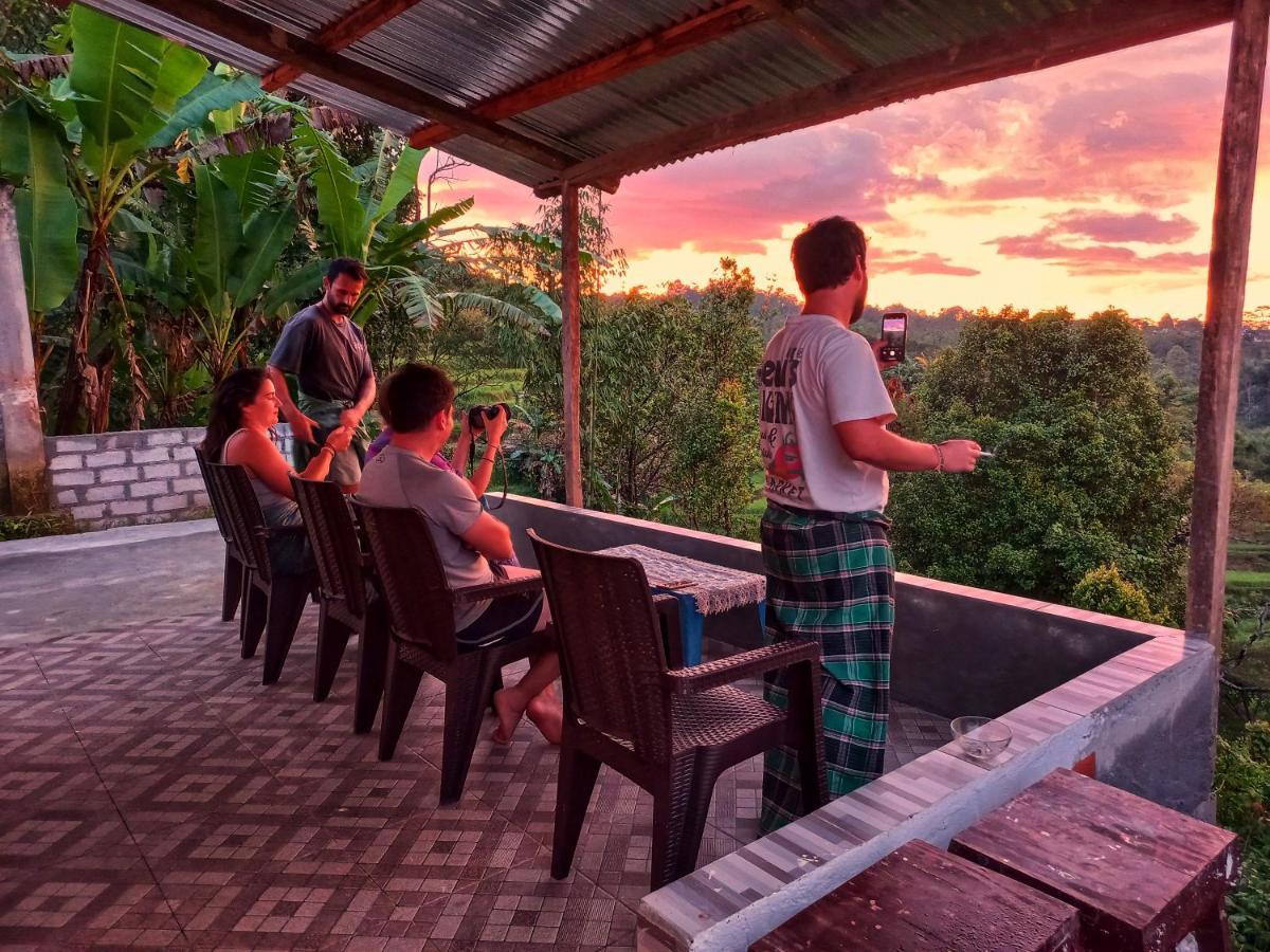 Sun Rice Homestay Рутенг Екстериор снимка